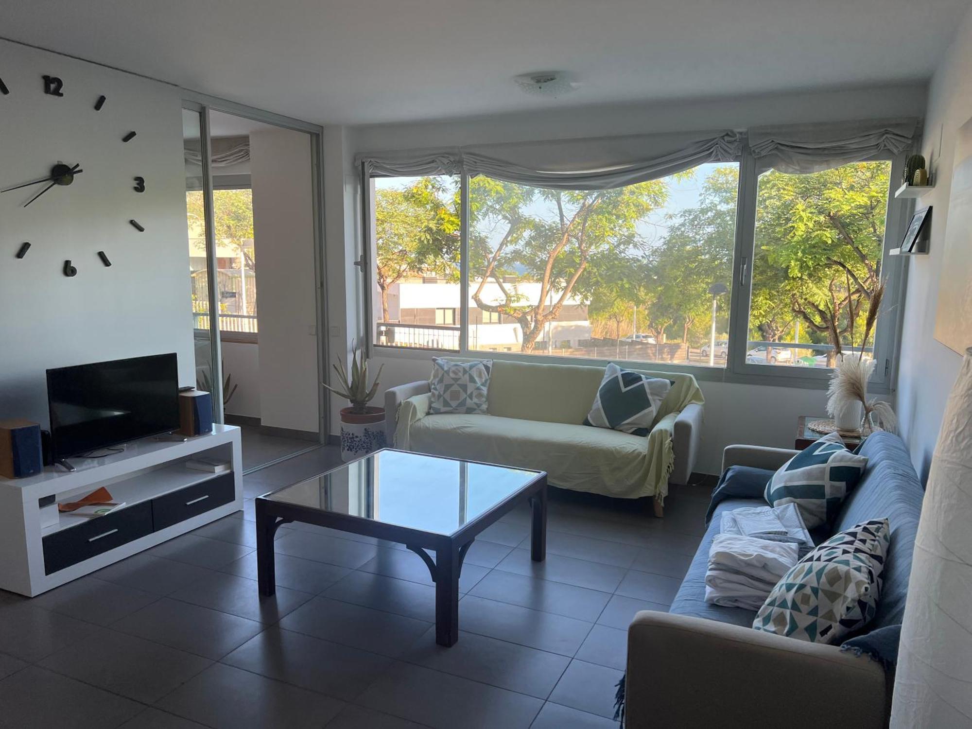Apartamento Agradable, Vistas Al Mar 베니카씸 외부 사진